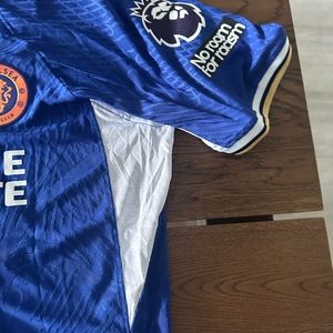 Enzo Fernández #8 Chelsea jersey.  Size large. Player version. New!